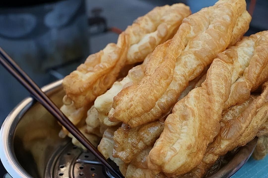 调查发现:血管最怕的早餐,油条排第六,第一名很多人天天都在吃