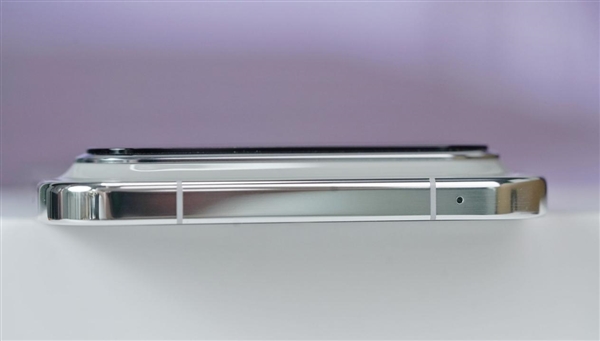 OPPO Watch X3寰月钛发布:支持无感高血压风险评估 2209.15元